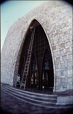 143.jpg